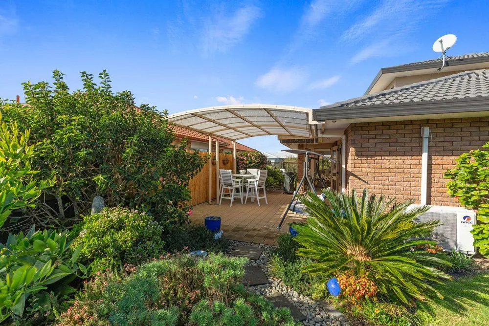 Photos of 40 Fahey Avenue