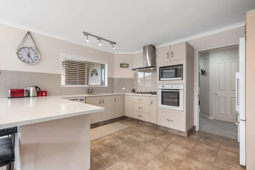 Photos of 40 Fahey Avenue