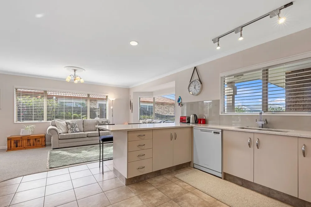 Photos of 40 Fahey Avenue