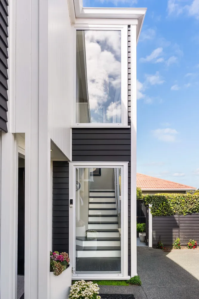 Photos of 129 Birkenhead Avenue