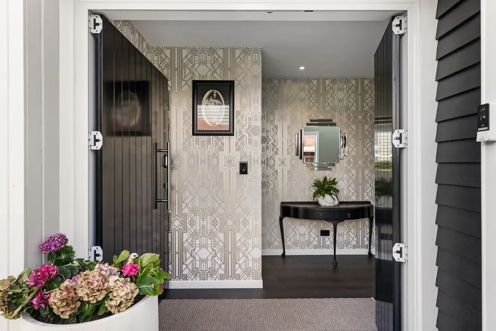 Photos of 129 Birkenhead Avenue