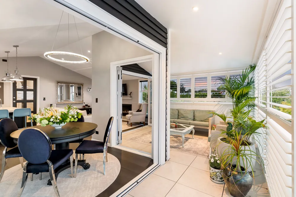 Photos of 129 Birkenhead Avenue