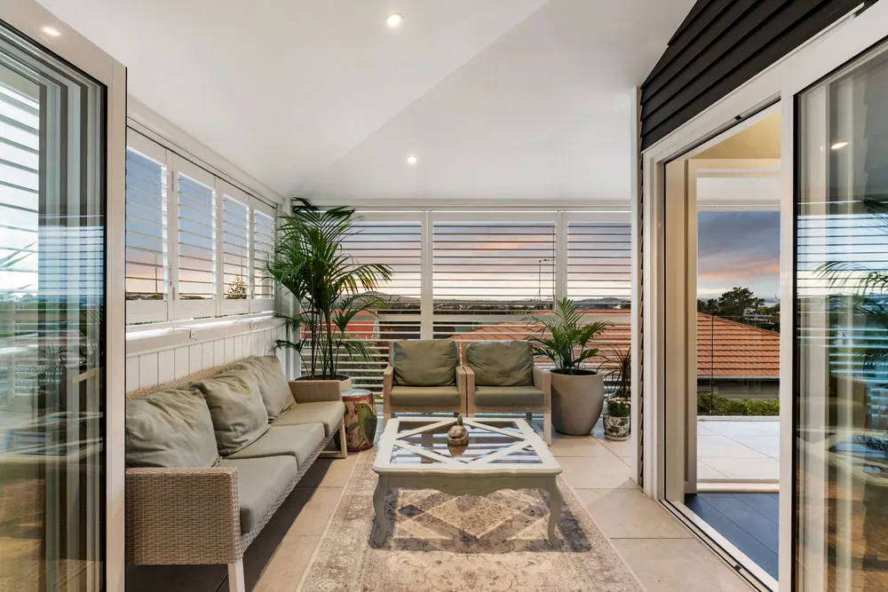 Photos of 129 Birkenhead Avenue