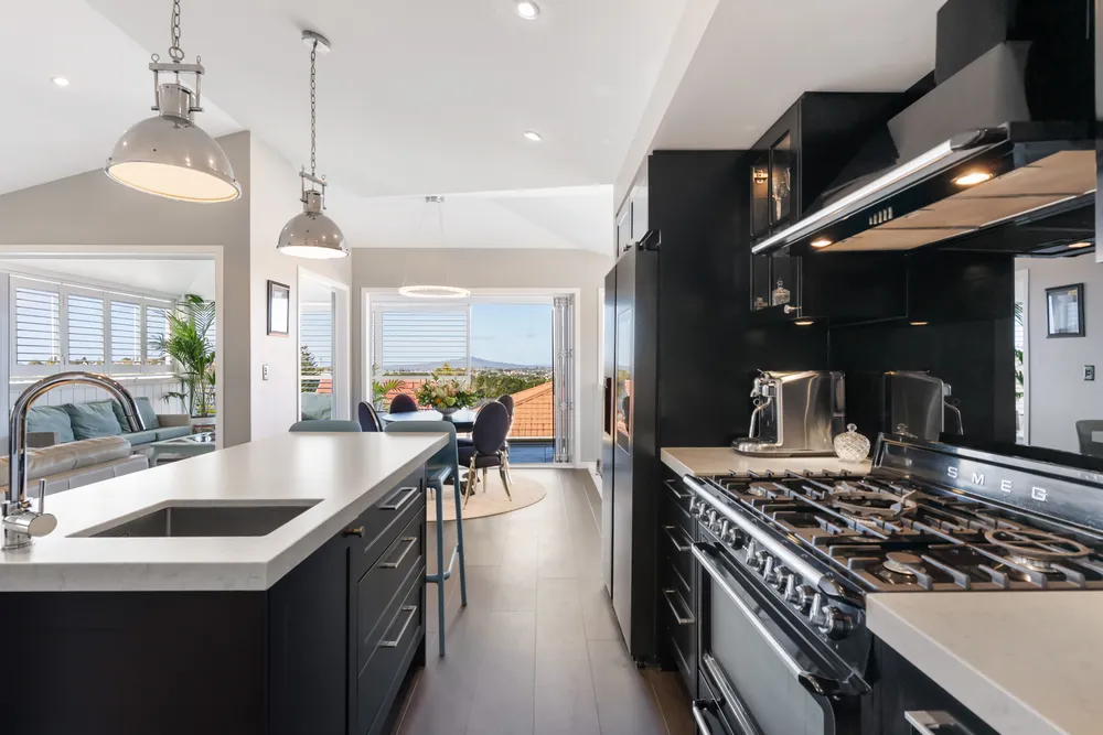 Photos of 129 Birkenhead Avenue