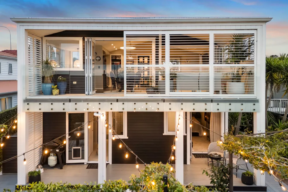 Photos of 129 Birkenhead Avenue