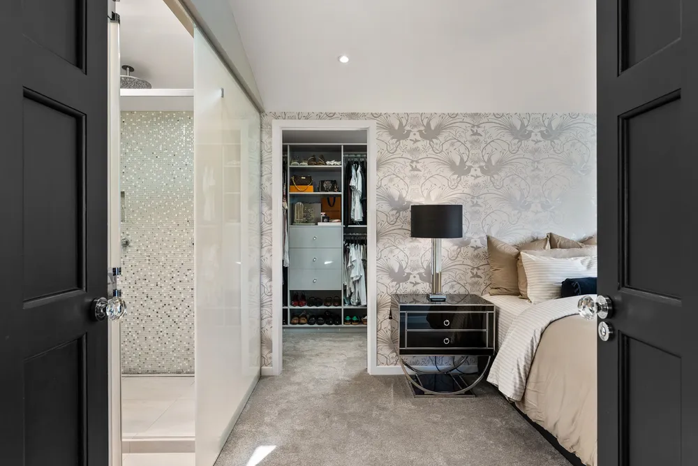 Photos of 129 Birkenhead Avenue