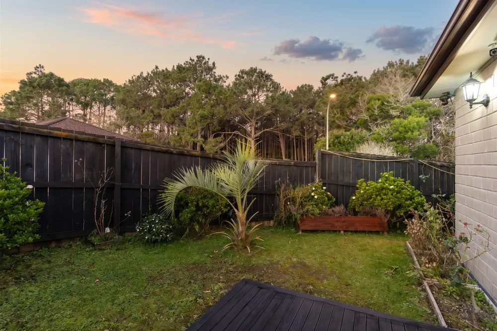Photos of 89 Rangeview Road