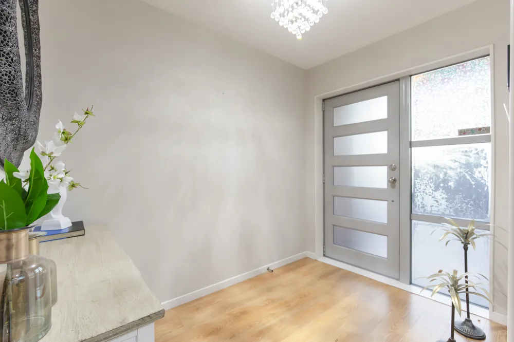 Photos of 89 Rangeview Road