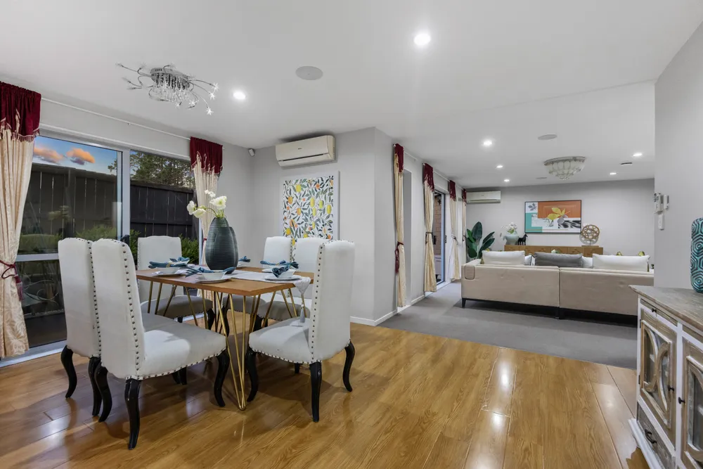 Photos of 89 Rangeview Road