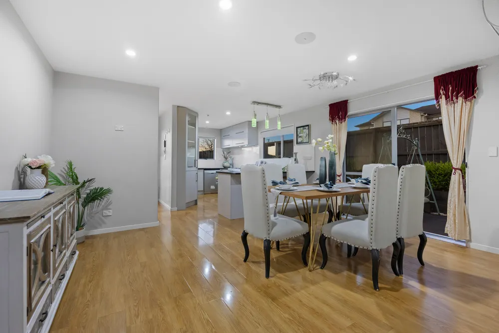 Photos of 89 Rangeview Road