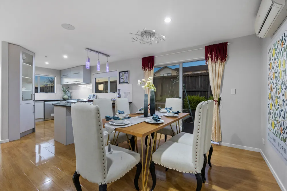 Photos of 89 Rangeview Road