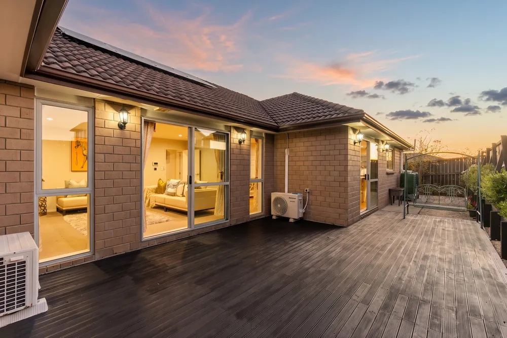 Photos of 89 Rangeview Road