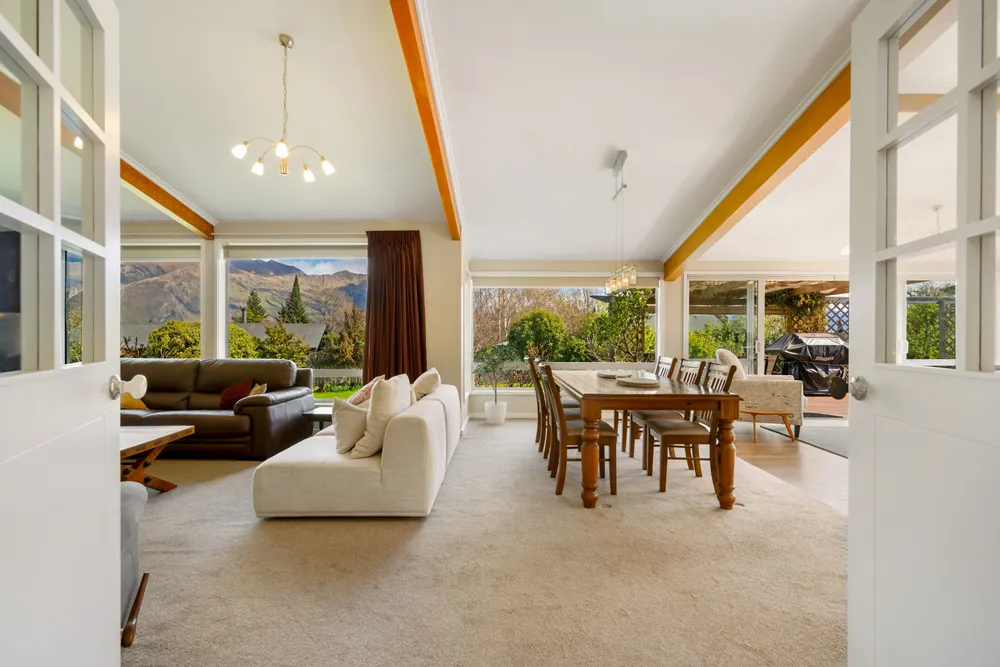 Photos of 60 Beacon Point Road
