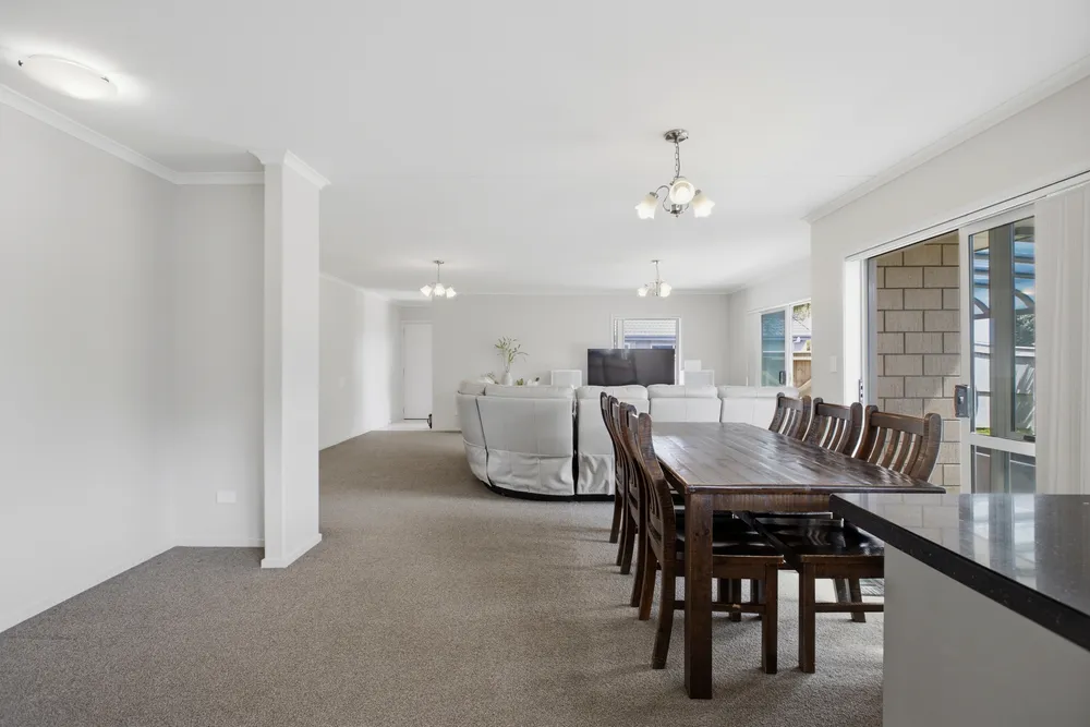 Photos of 32 Palomino Place