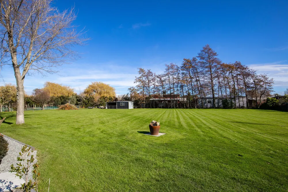 Photos of 22A Ferry Road