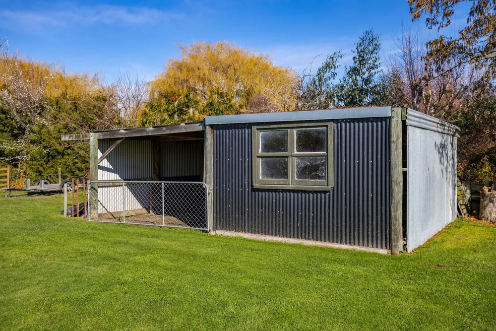 Photos of 22A Ferry Road