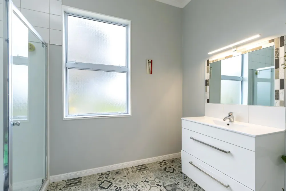 Photos of 22A Ferry Road