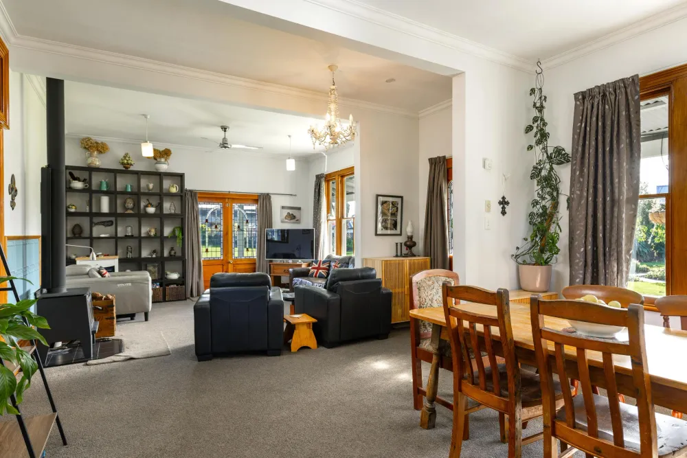 Photos of 22A Ferry Road