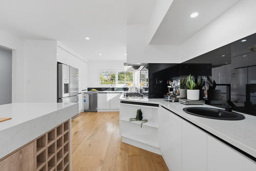 Photos of 58 Beechdale Crescent