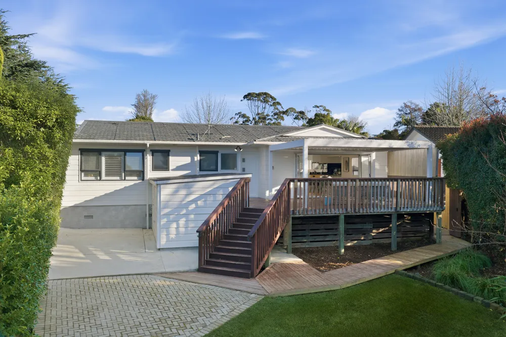 Photos of 58 Beechdale Crescent