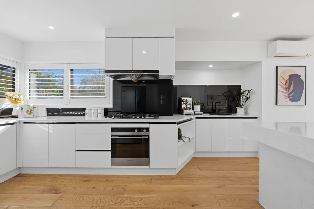 Photos of 58 Beechdale Crescent