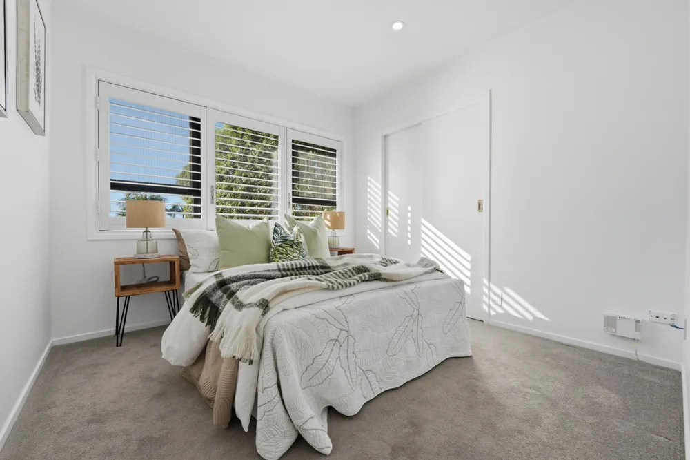 Photos of 58 Beechdale Crescent
