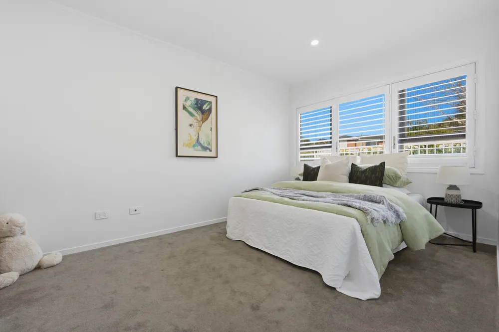 Photos of 58 Beechdale Crescent