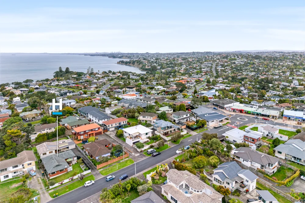 Photos of 1/15 Toroa Street