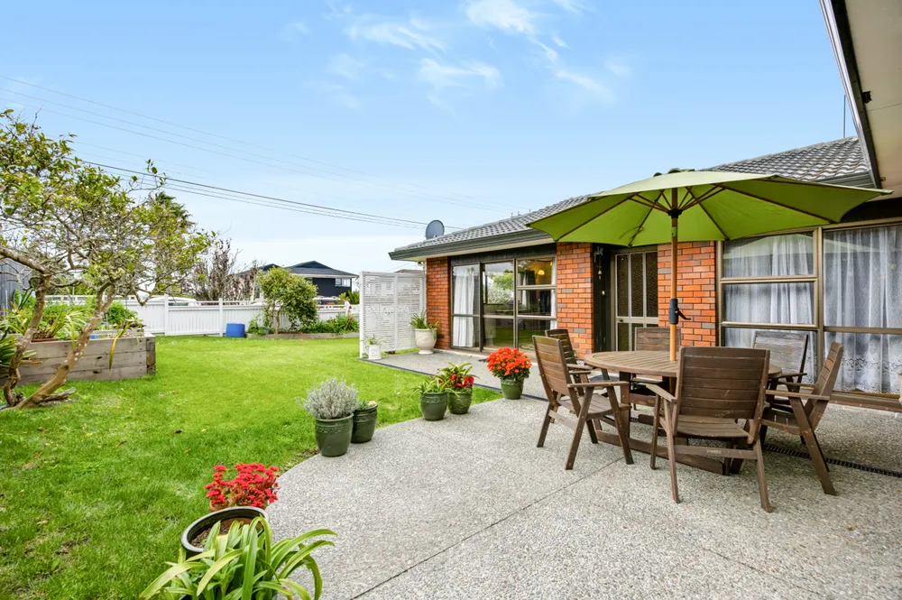 Photos of 1/15 Toroa Street