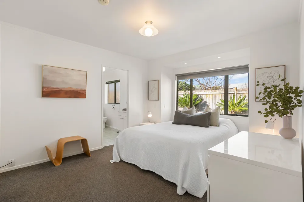 Photos of 185A Mount Albert Road