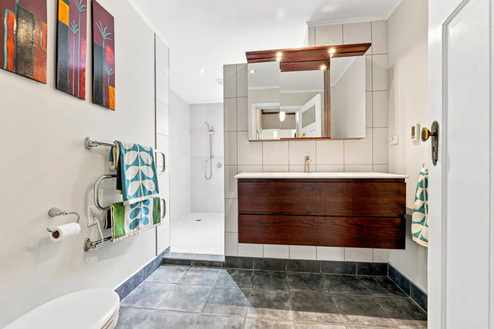 Photos of 23 Poronui Street