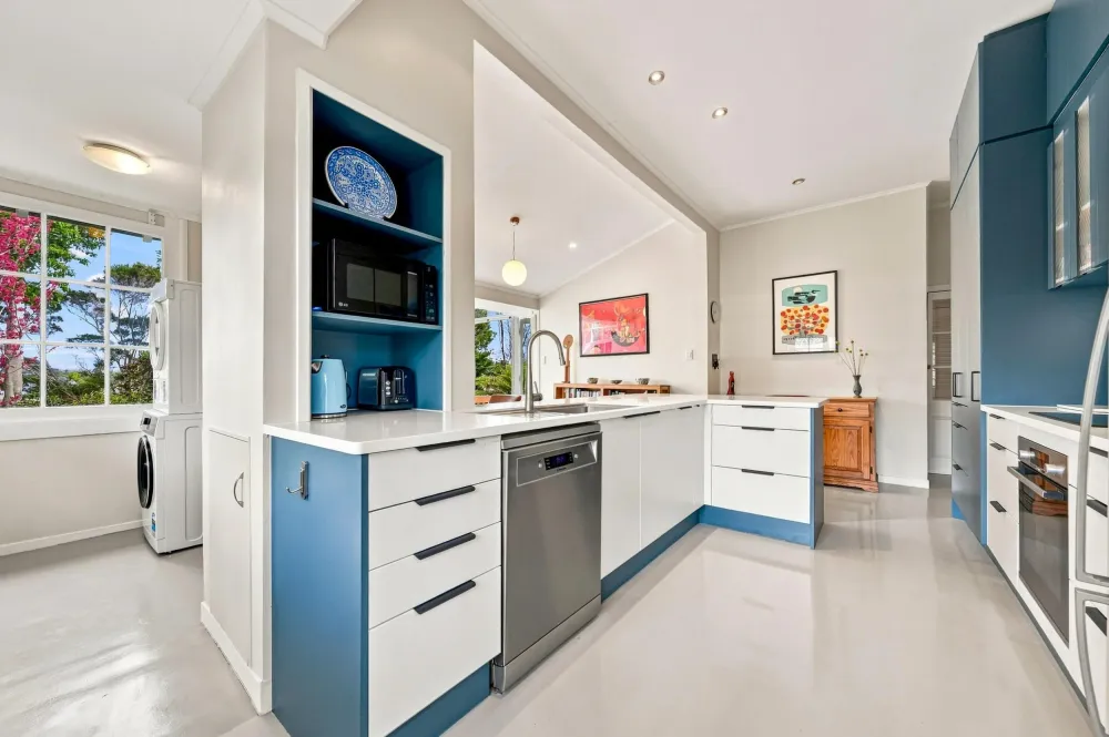 Photos of 23 Poronui Street