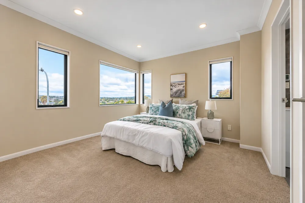 Photos of 42A Tiverton Road