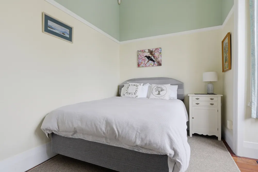 Photos of 10A Kiwitea Street