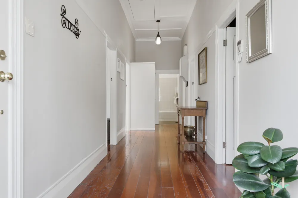 Photos of 10A Kiwitea Street