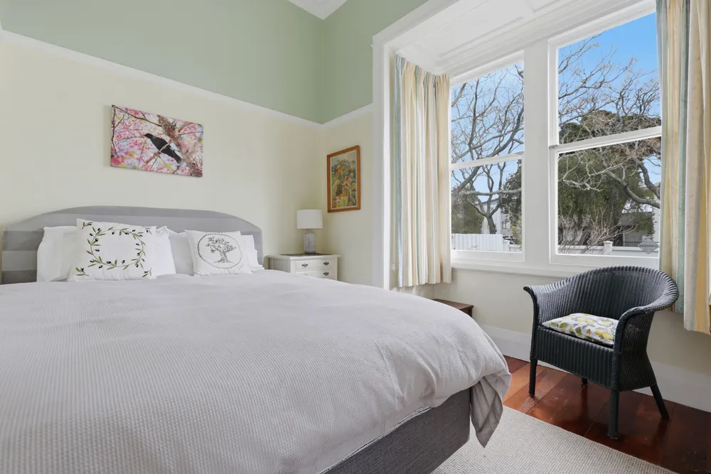 Photos of 10A Kiwitea Street