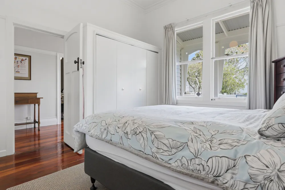 Photos of 10A Kiwitea Street