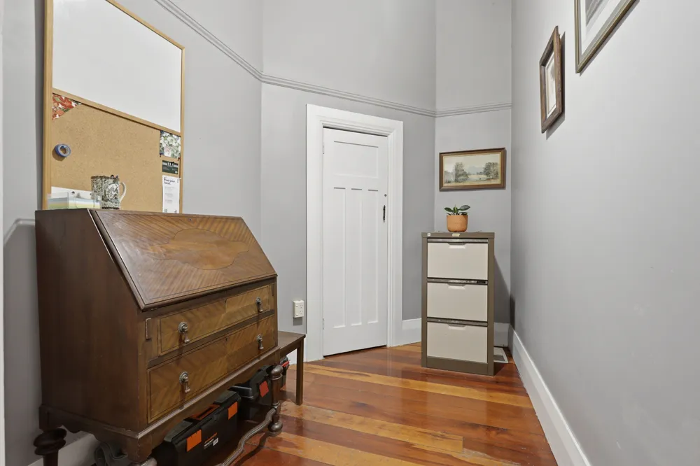 Photos of 10A Kiwitea Street
