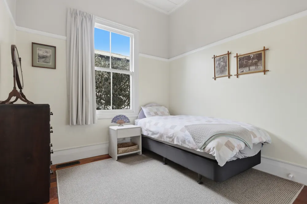 Photos of 10A Kiwitea Street