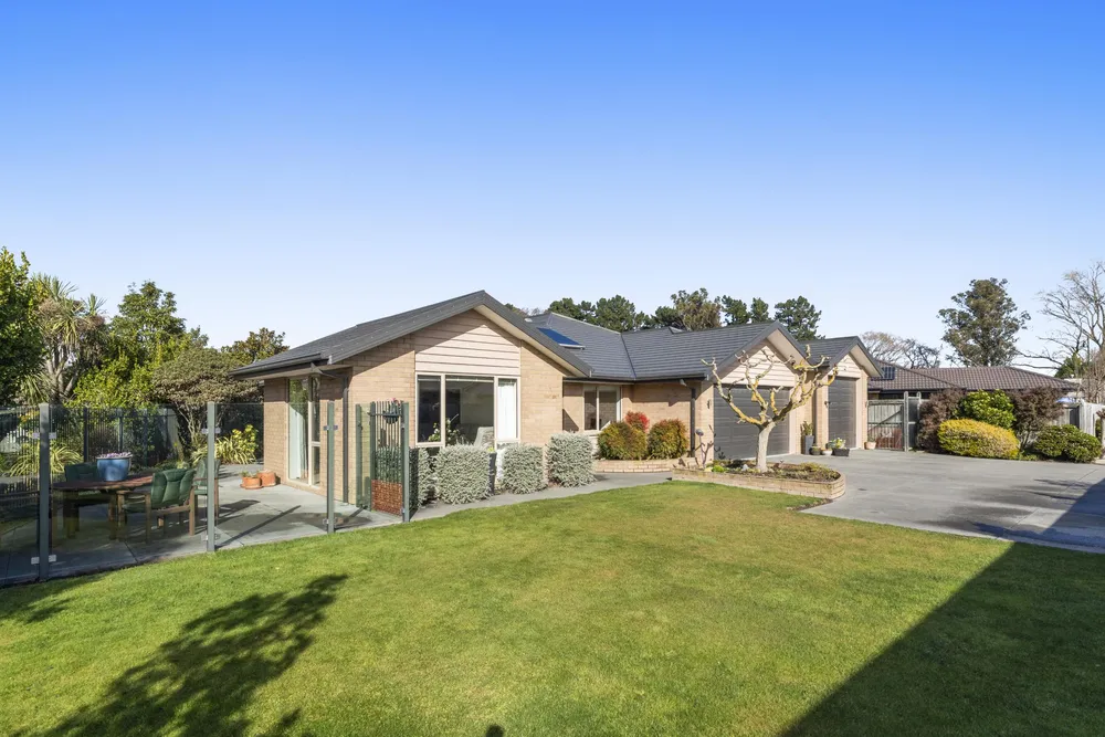 Photos of 22 Mokihi Gardens