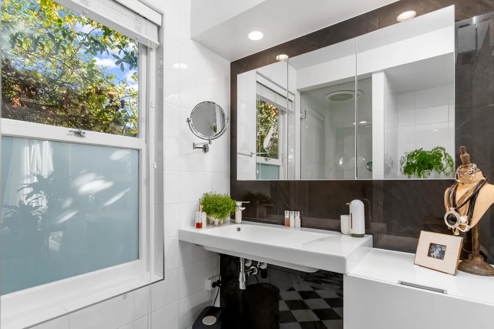 Photos of 8 Paulus Terrace