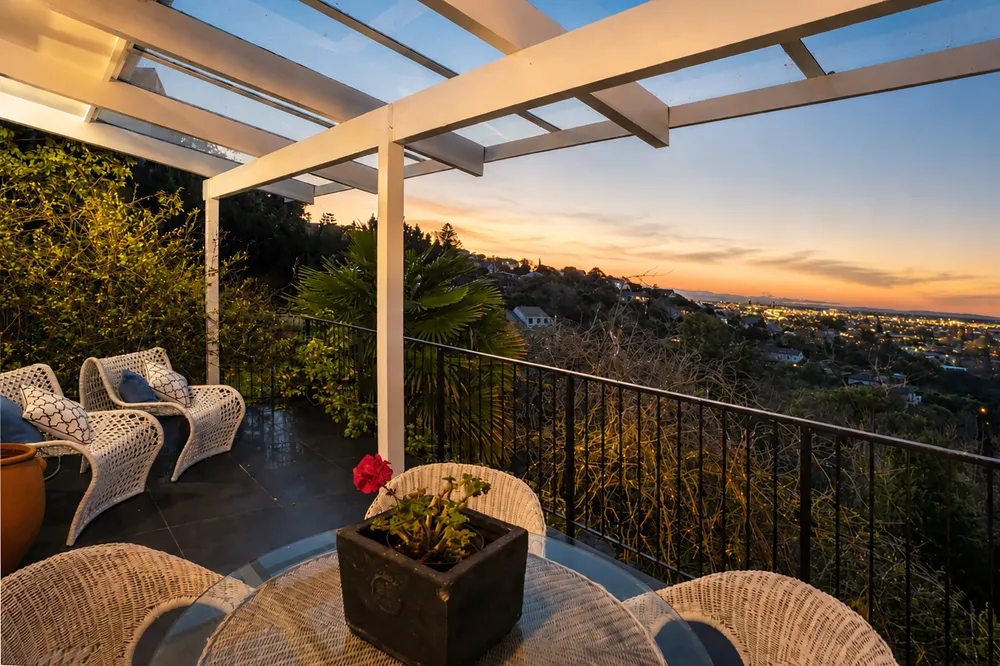 Photos of 8 Paulus Terrace