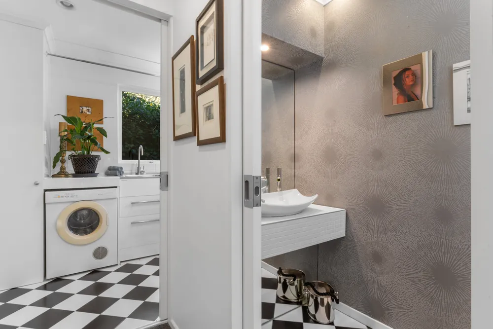 Photos of 8 Paulus Terrace