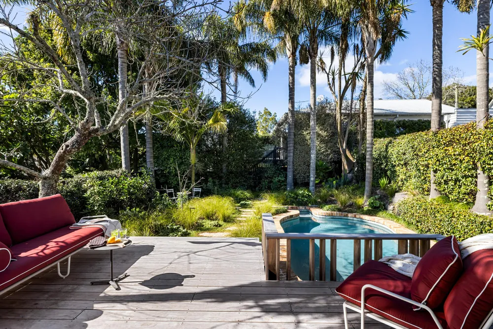 Photos of 41 Hepburn Street
