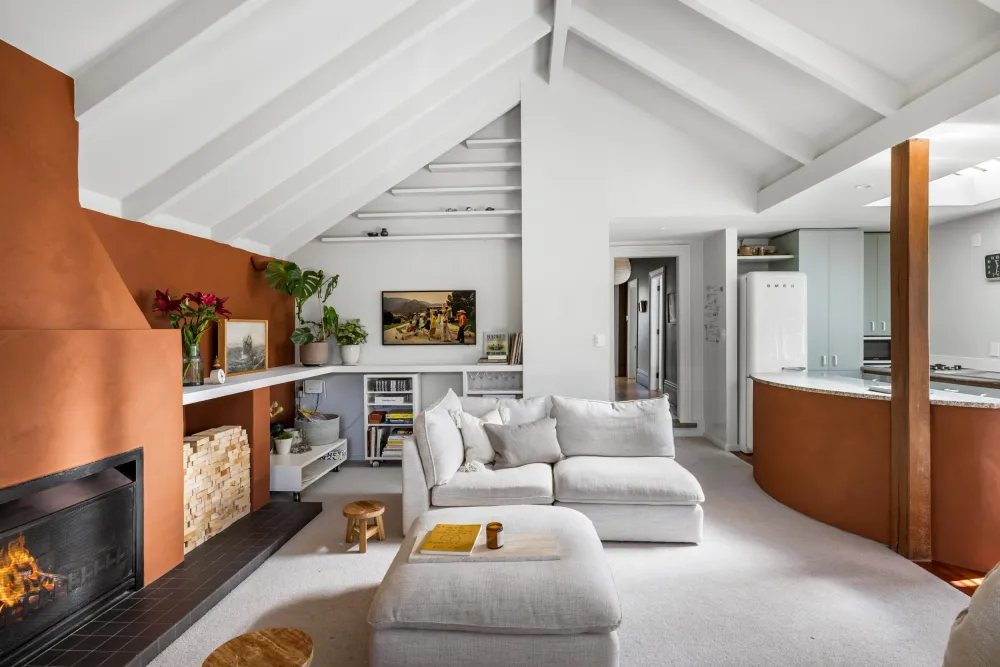 Photos of 41 Hepburn Street
