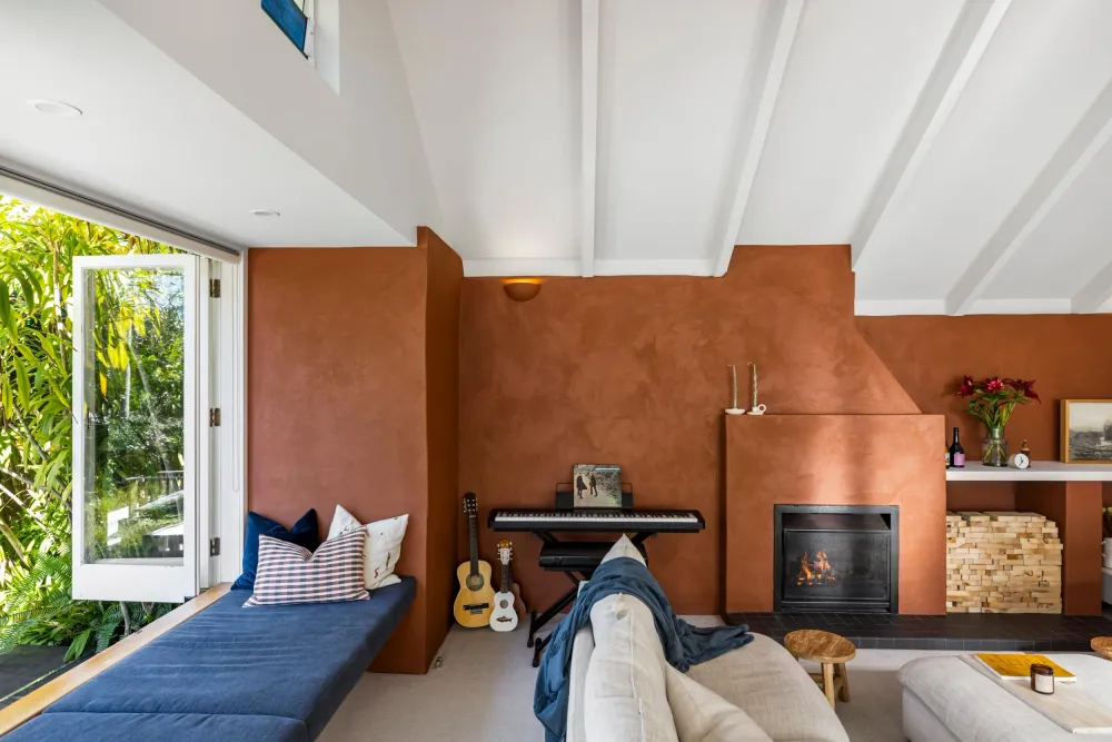 Photos of 41 Hepburn Street