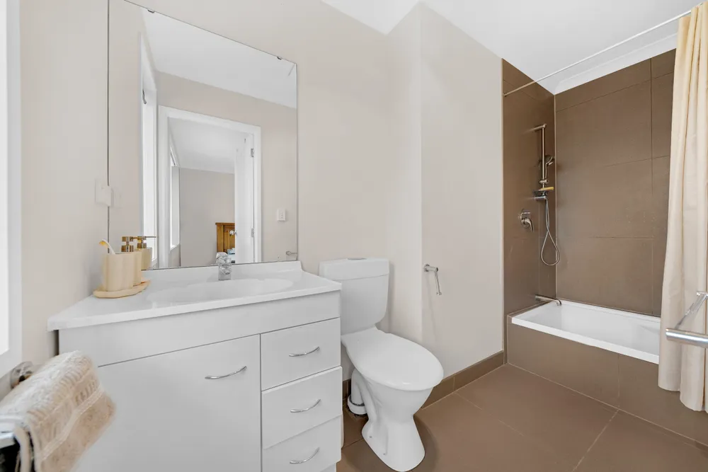 Photos of 9 Beaumonts Way