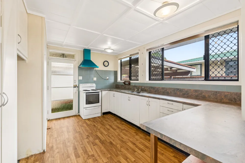 Photos of 20 Sullivan Avenue