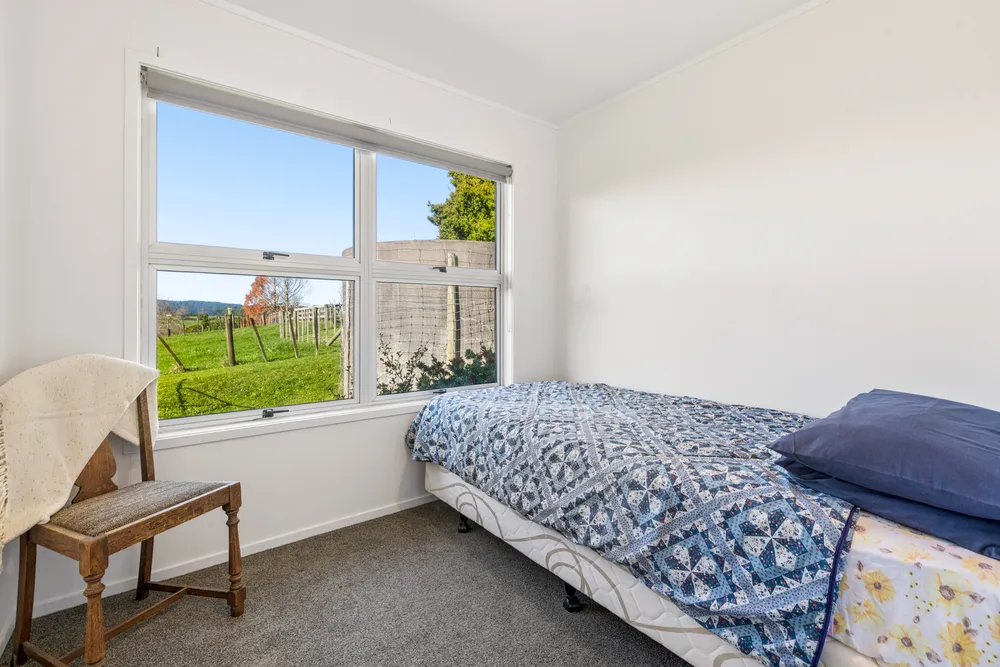 Photos of 1984 Hunua Road