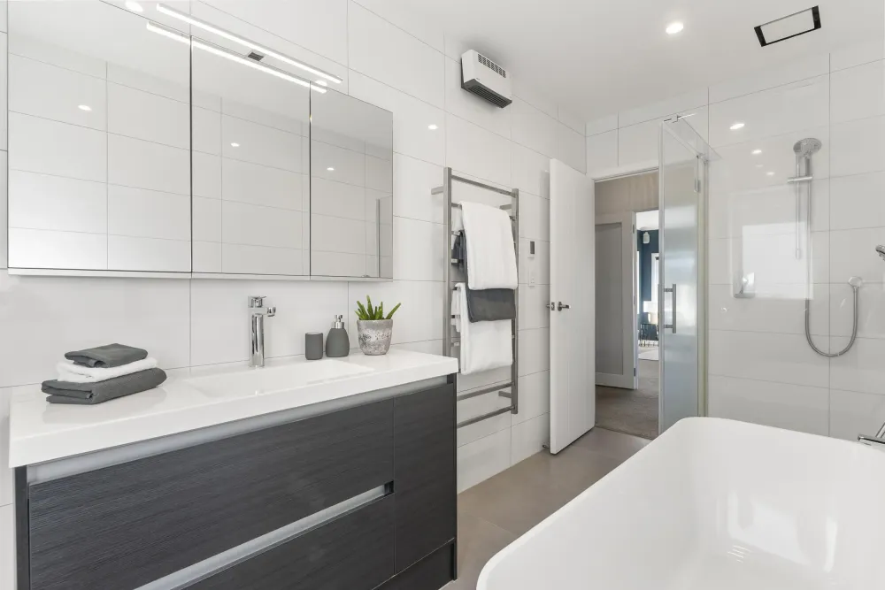 Photos of 1 Cassino Street